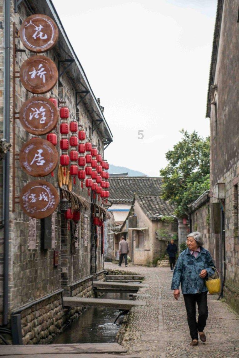 《植物大战僵尸3》公布首个游戏预告片,一起来看一下
